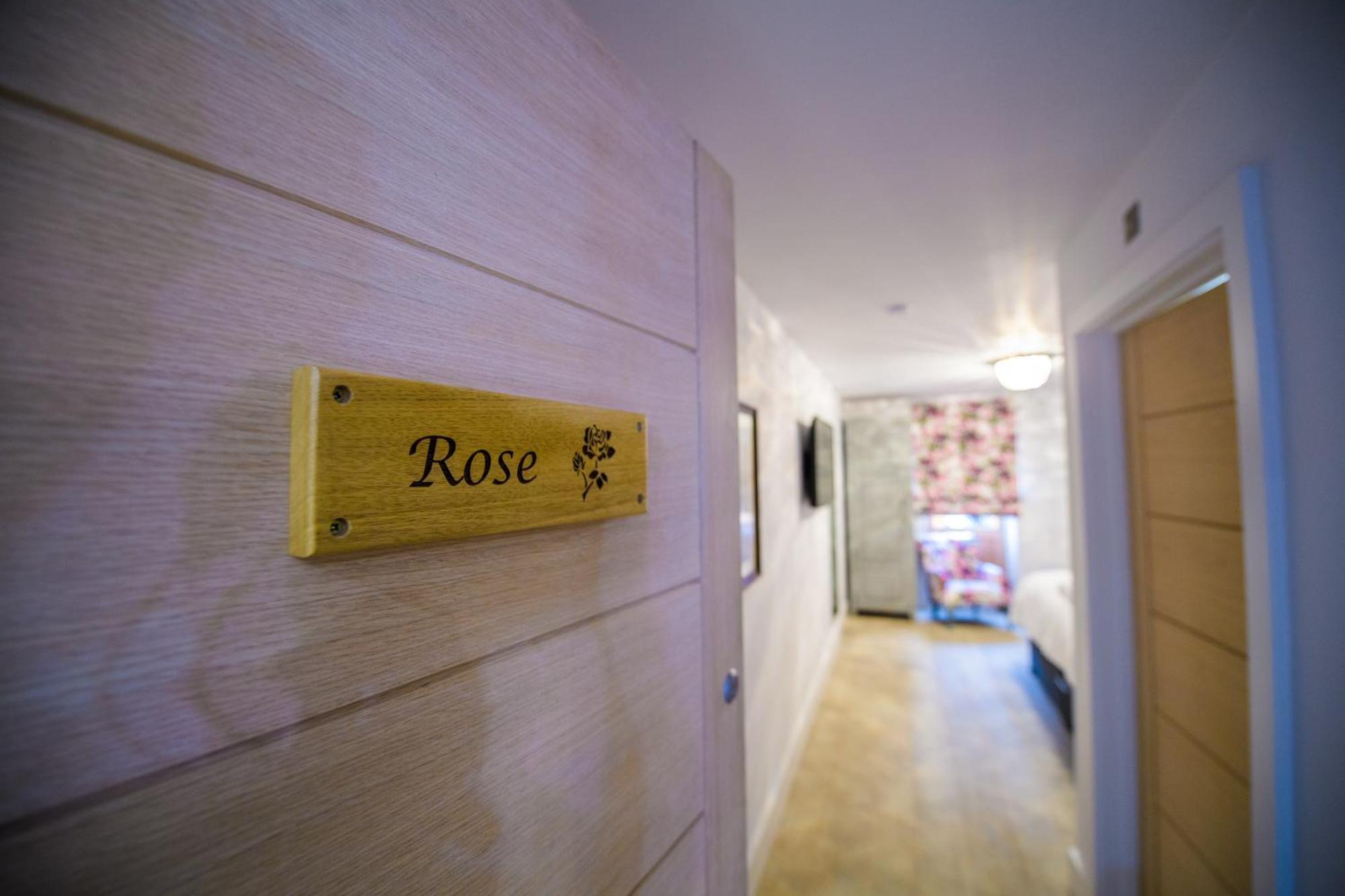 ストック Crondon Park Bed & Breakfast エクステリア 写真